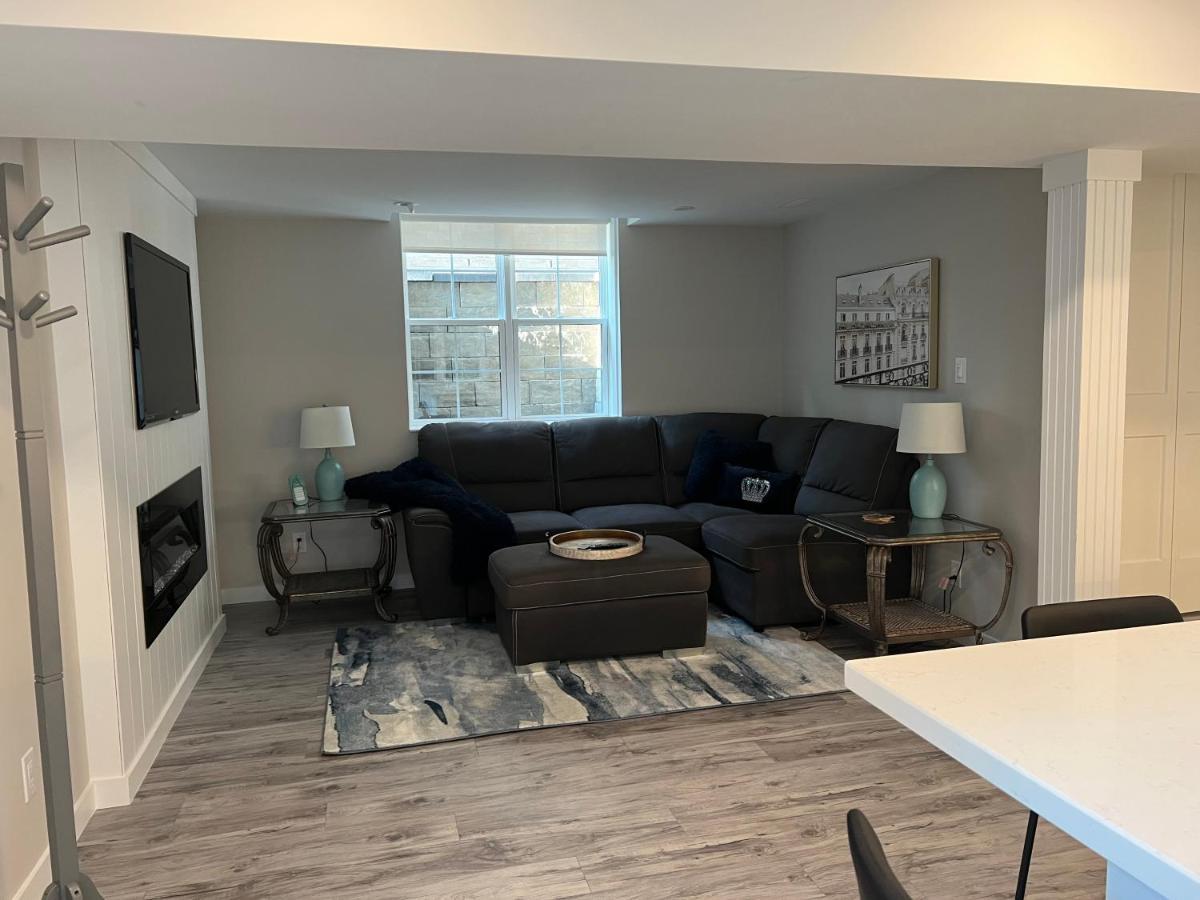 The Croft House - 2 Bedroom 1 Bathroom Suite Burlington Exterior foto